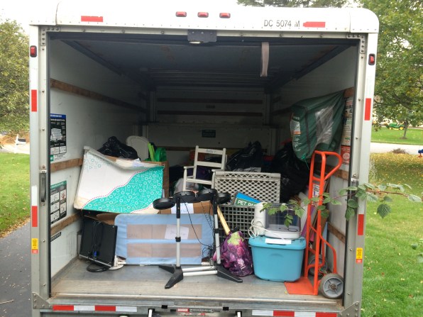 decluttering garage uhaul2
